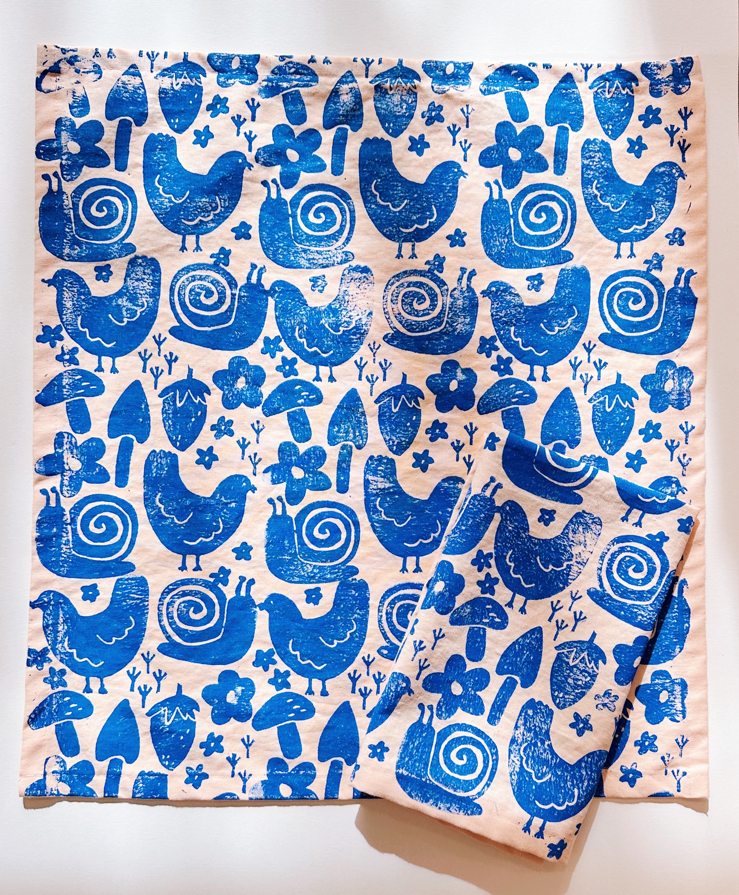 Julie Peach Garden Party Dinner Napkins